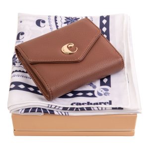 Set Cacharel (lady purse & scarf)
