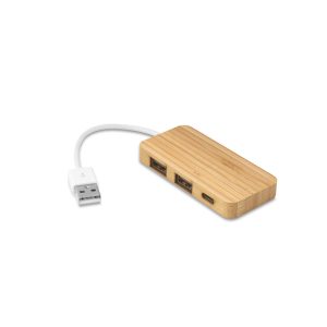 HUB with 2 USB-A and 1 USB-C ports in bamboo MOSER