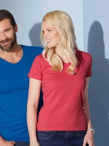 T-shirt da donna slim fit con scollo a V Daiber JN972