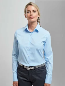 Camicia in popeline di cotone elasticizzata a maniche lunghe da donna Premier PR344